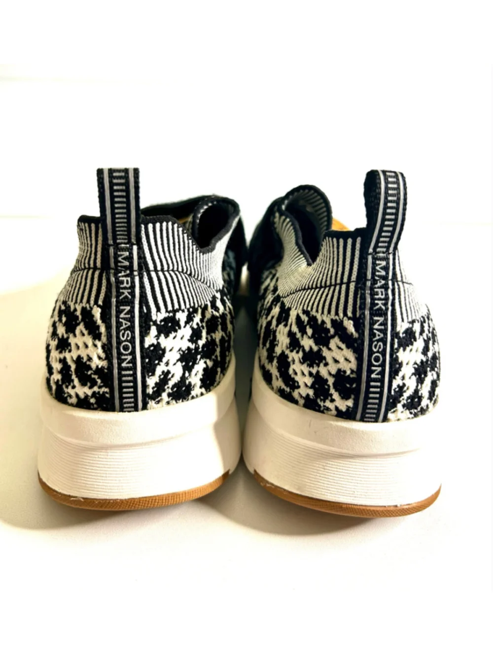 Mark Nason Sketchers Modern Jogger 2.0 Sanctuary leopard/zebra print Wmn size 10